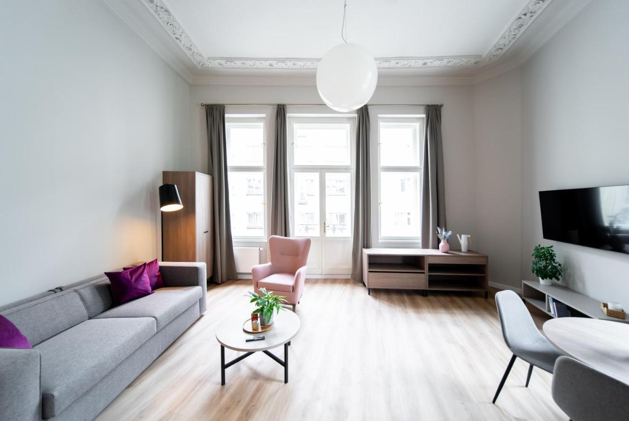 Karl By Zeitraum Aparthotel Πράγα Εξωτερικό φωτογραφία